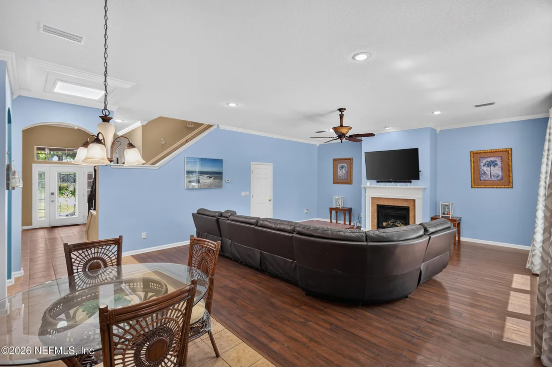 Photo of 616 CANDLEBARK Drive