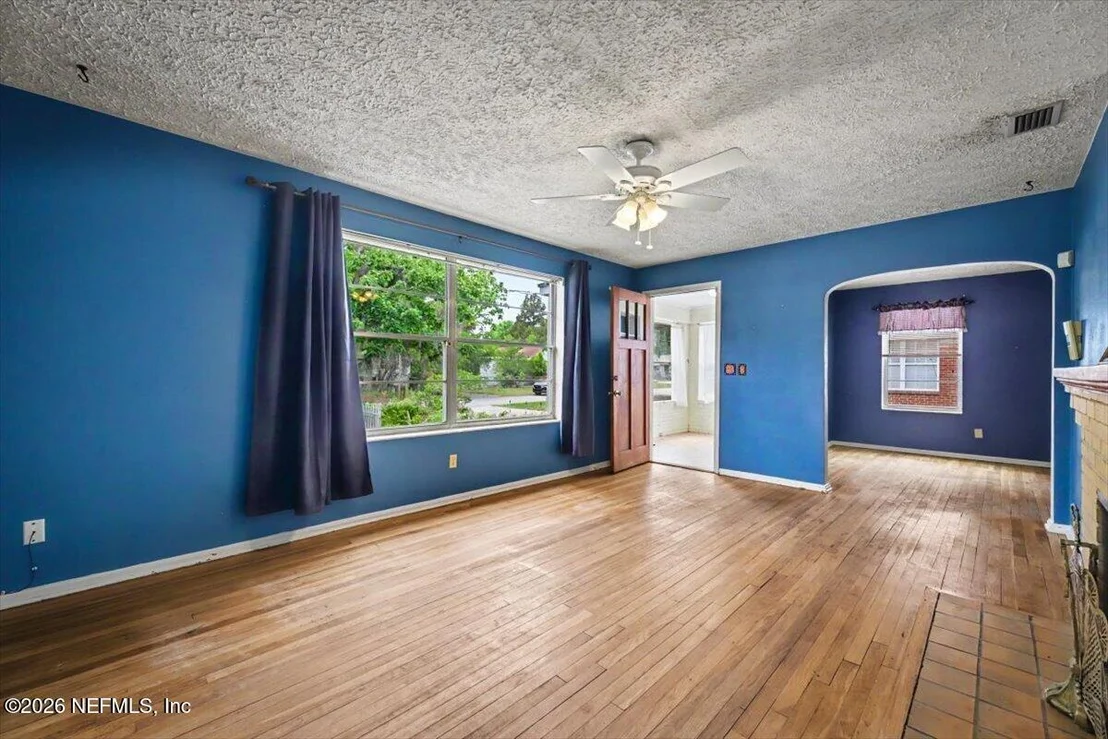 Photo of 4121 BIRMINGHAM Road