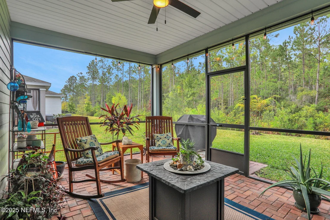 Photo of 75610 PONDSIDE Lane