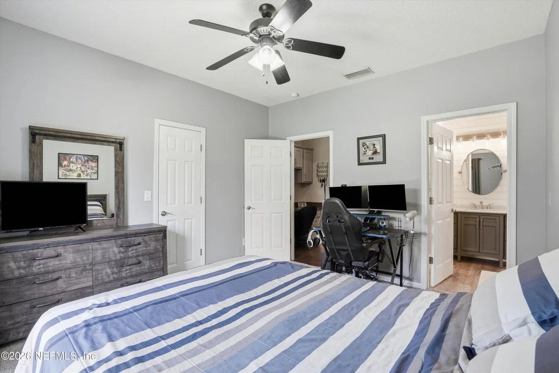 Photo of 4621 W SENECA Drive