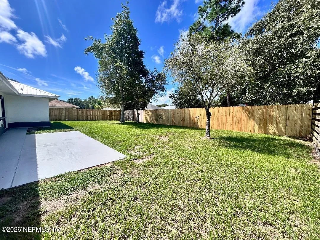 Photo of 702 NIEVES Lane