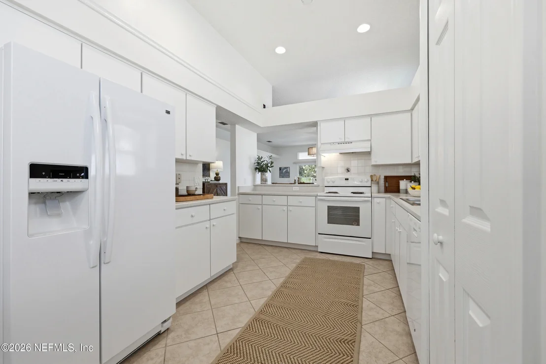 Photo of 272 SEA WOODS Drive N