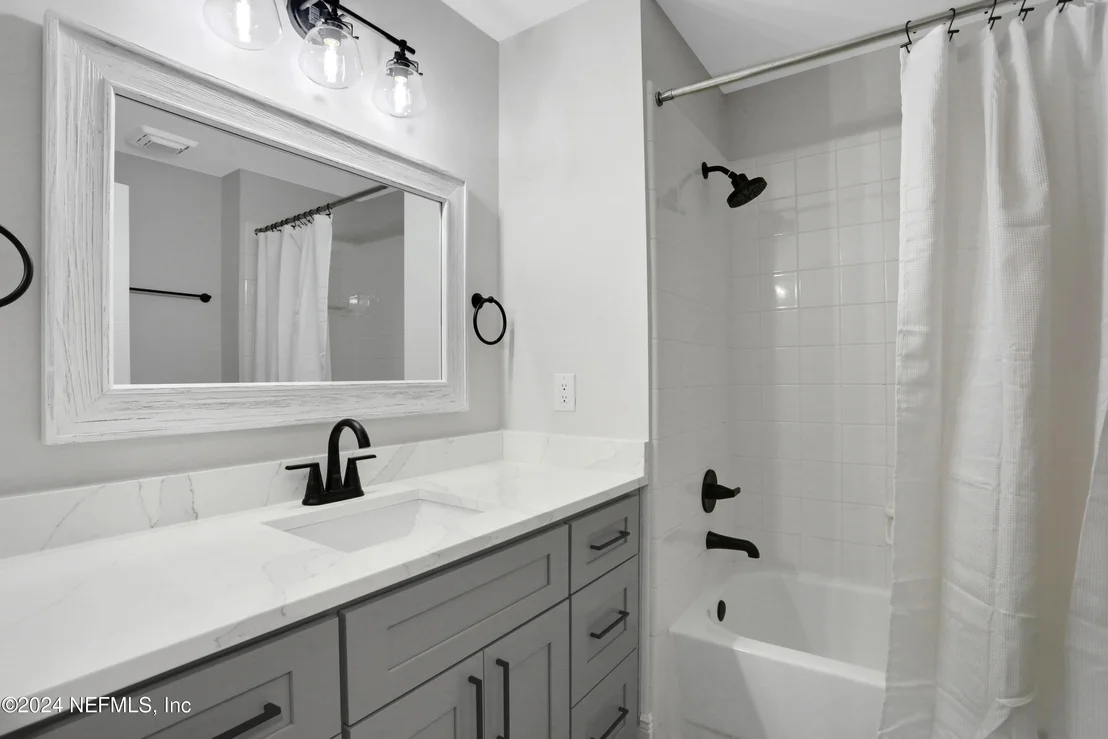 Photo of 4373 APPLE TREE Place