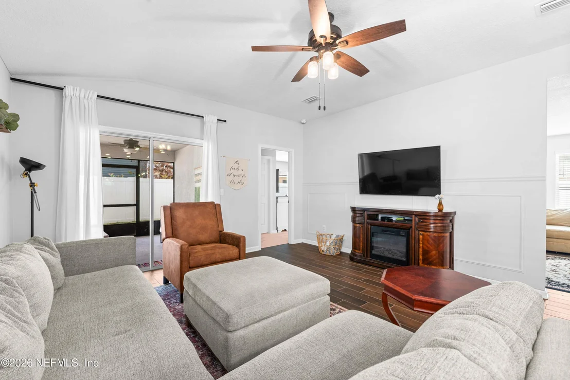 Photo of 74 SANDERSON Drive