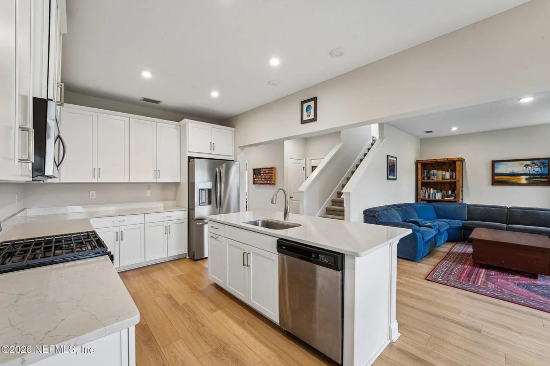 Photo of 13192 DUNWICK Road
