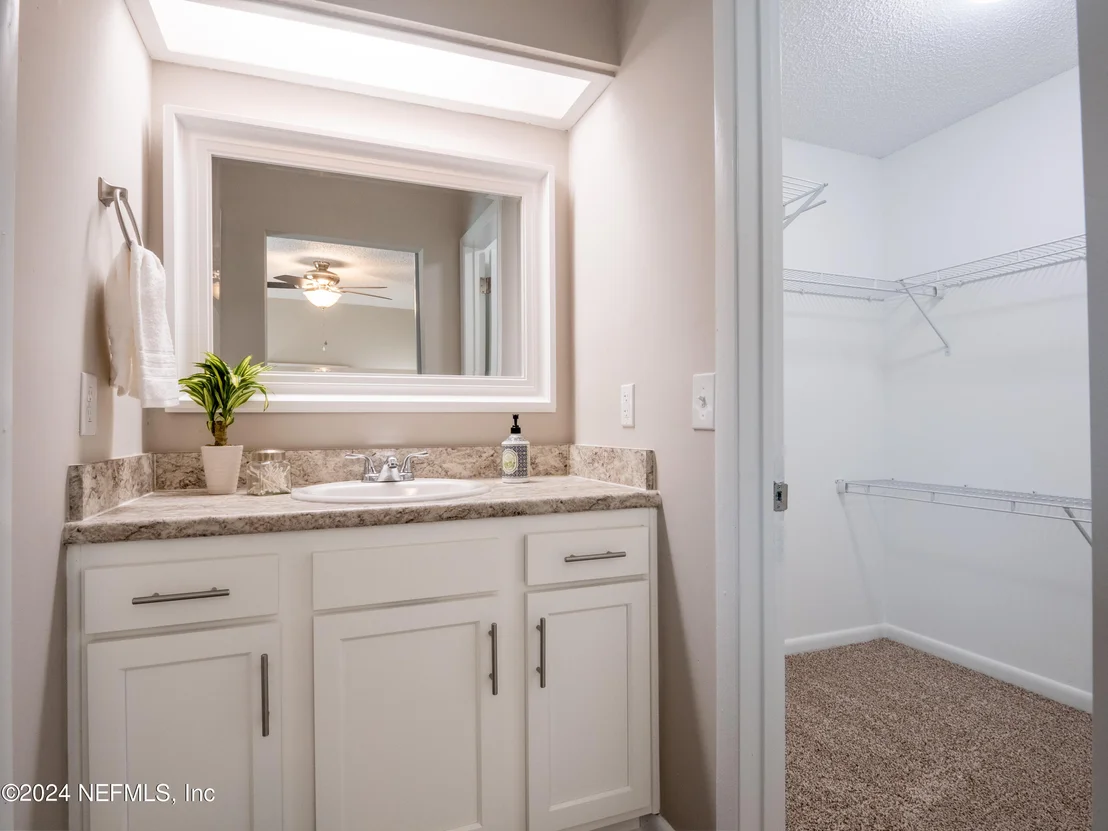 Photo of 8327 POINTER Drive N