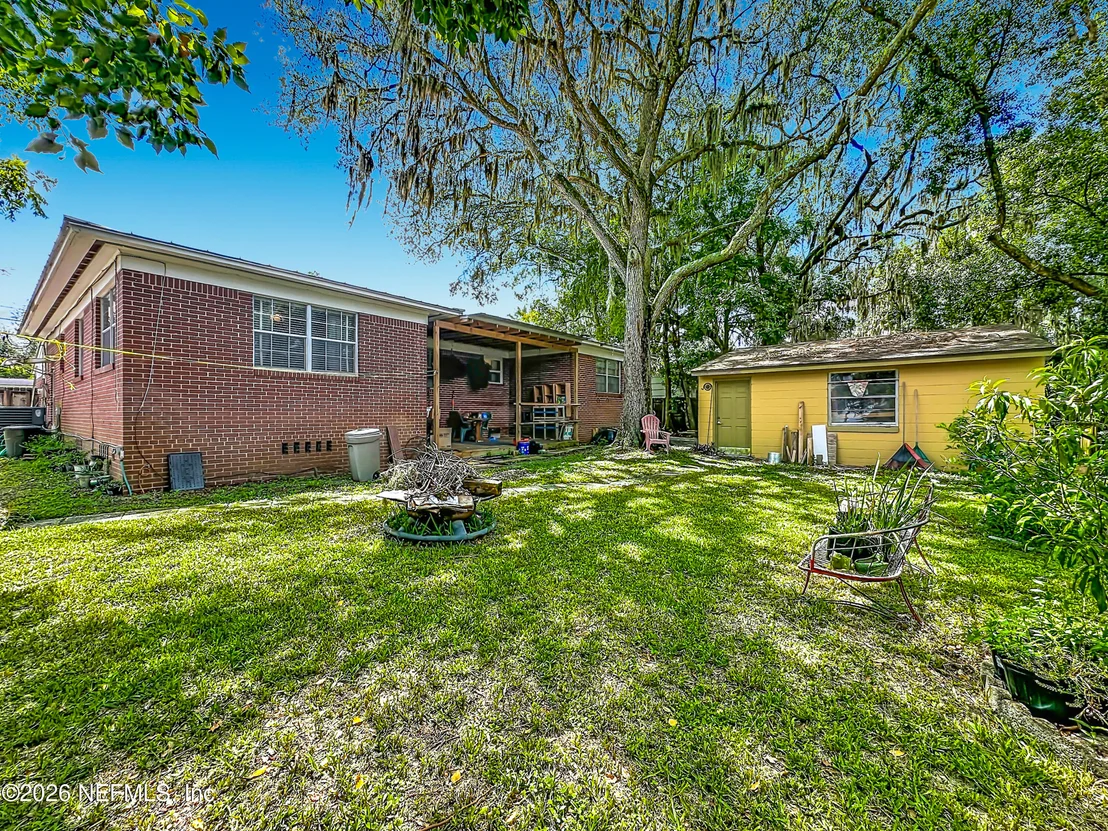 Photo of 7410 PINEVILLE Drive