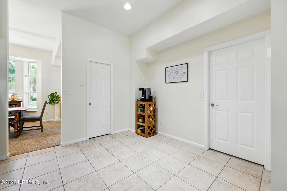 Photo of 364 MAPLEWOOD Drive