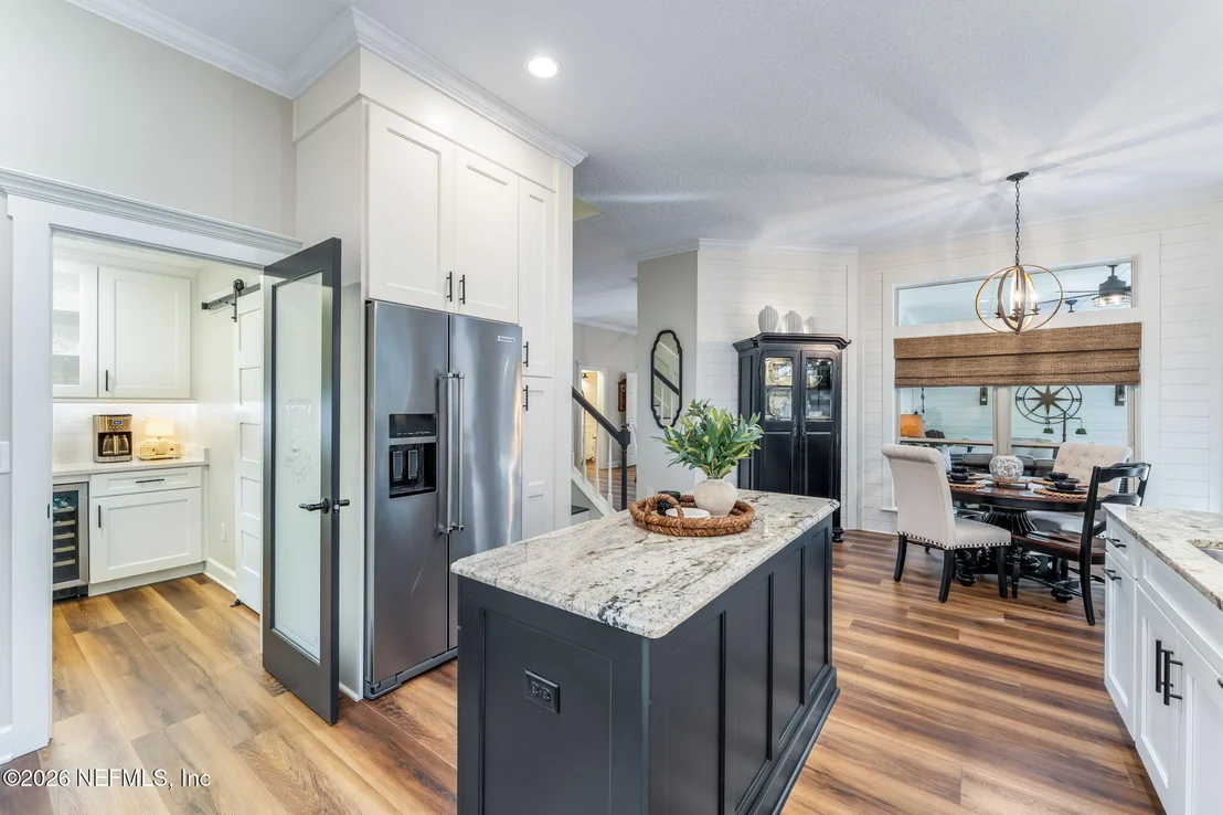 Photo of 1204 CREEK BEND Road
