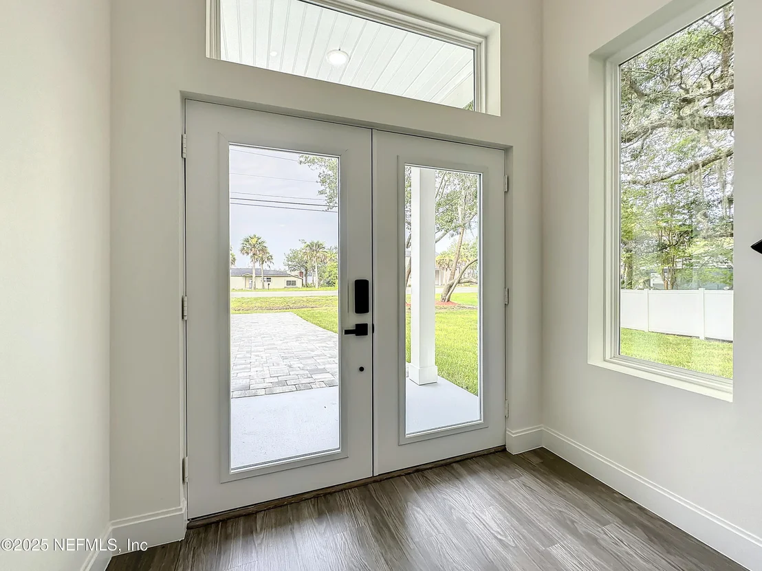 Photo of 5765 HECKSCHER Drive