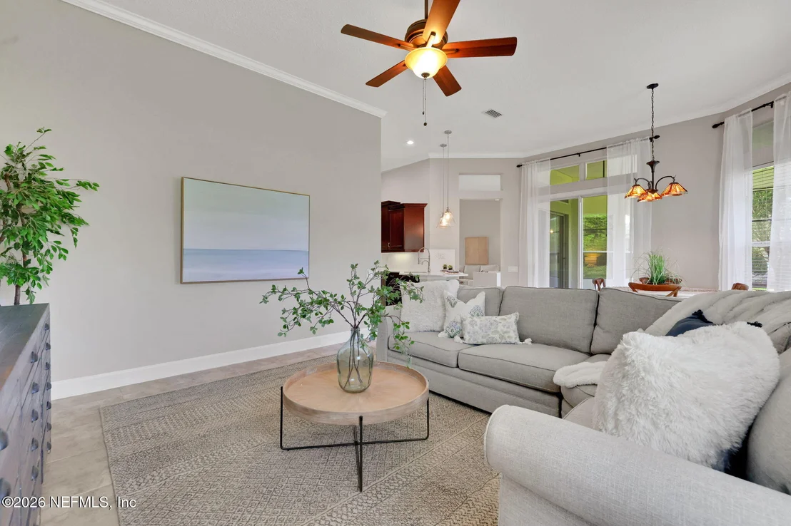 Photo of 1013 INVERNESS Drive