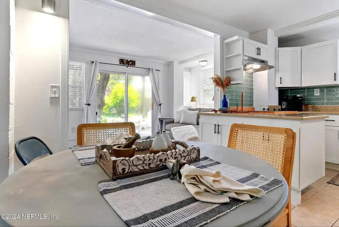 Photo of 152 MANRESA Road