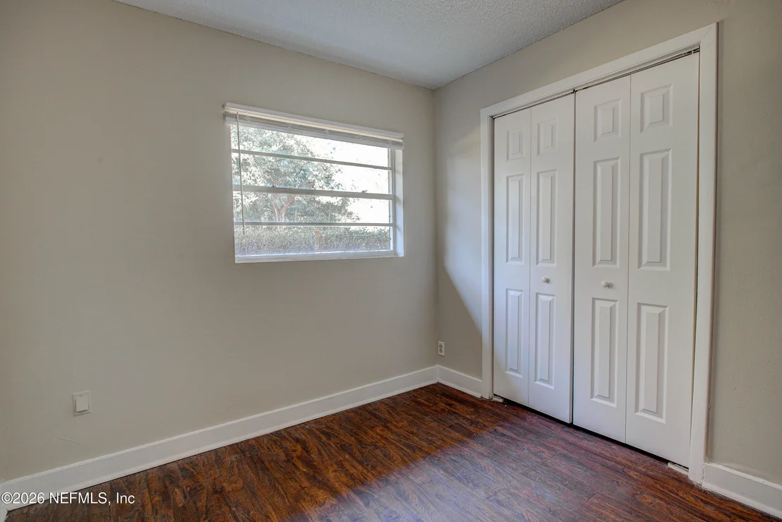 Photo of 5831 CARTER Lane