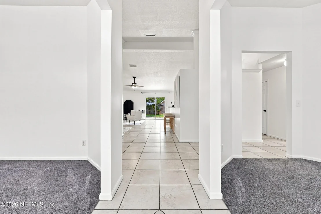 Photo of 12079 SUNCHASE Drive