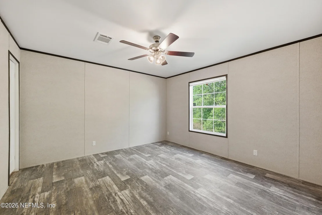 Photo of 352 N COUNTY ROAD 315