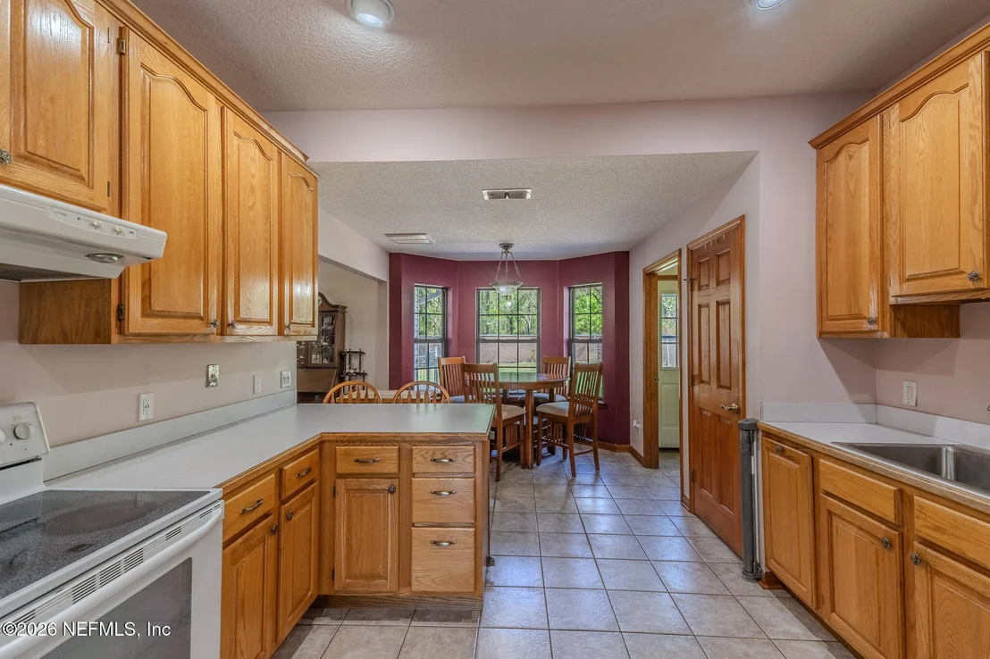 Photo of 1801 LAKE Road