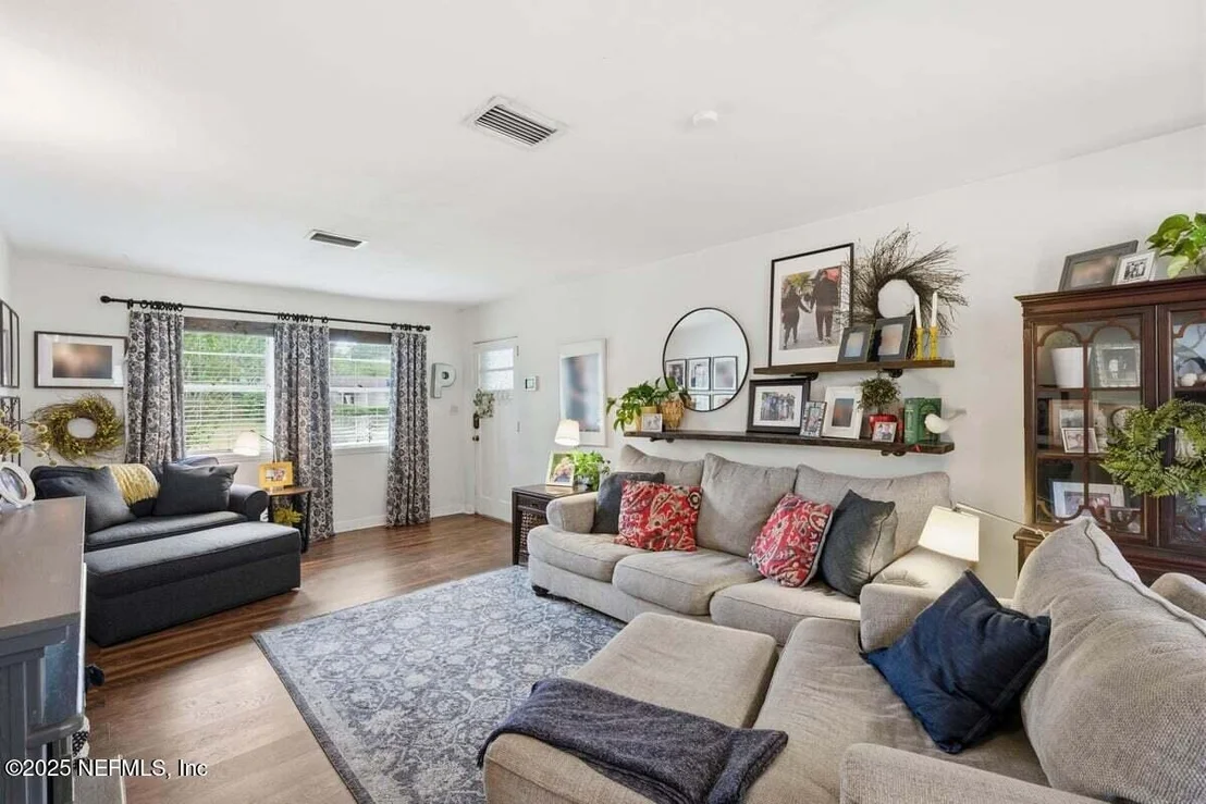 Photo of 4531 MILSTEAD Road