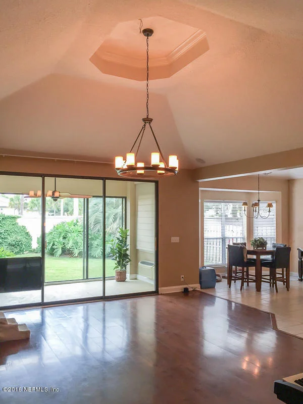 Photo of 792 BONAIRE Circle