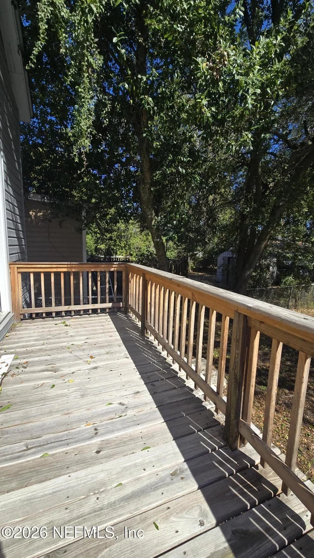 Photo of 1127 SPEARING Street