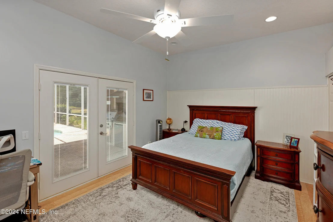Photo of 4542 SE 3RD Place