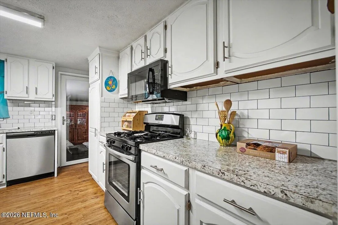 Photo of 85559 WINONA BAYVIEW Road