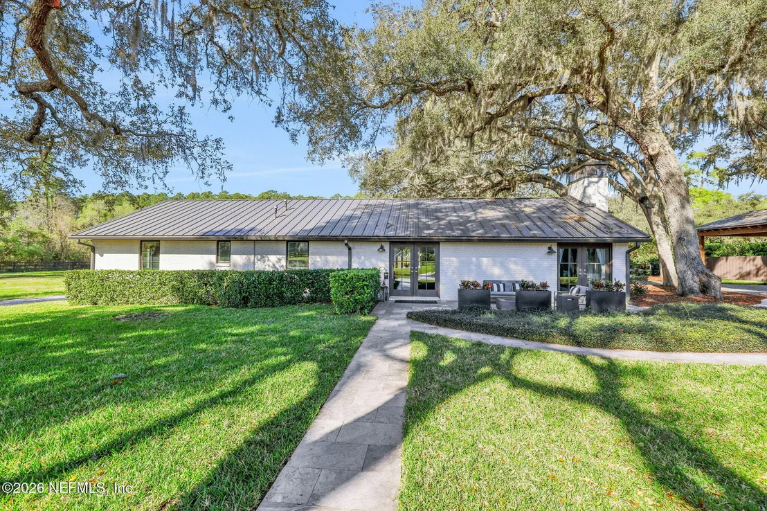 Photo of 532 MOONSHINE Drive