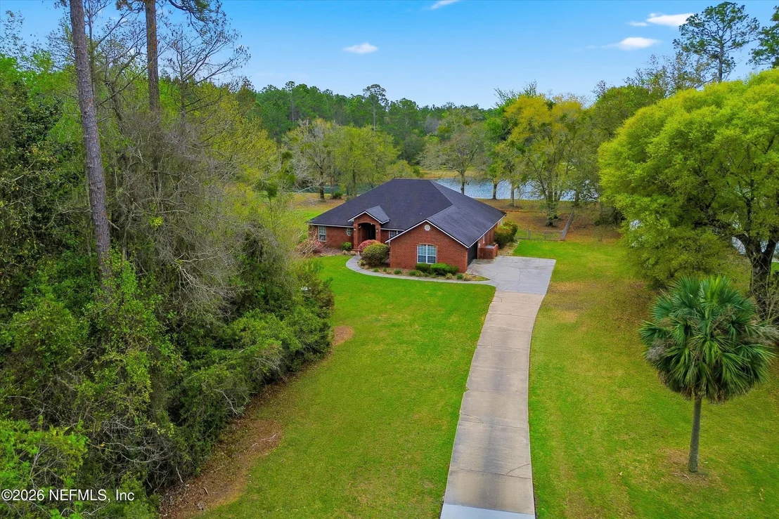 Photo of 14520 BRADDOCK Road