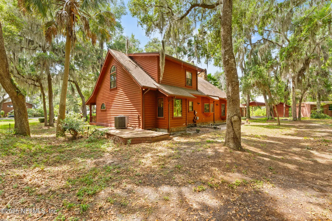 Photo of 156 COUNTY ROAD 13