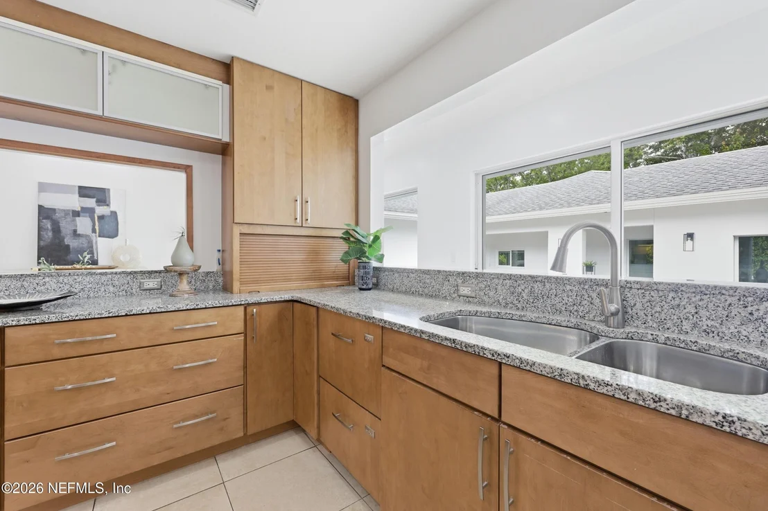 Photo of 8071 PINE LAKE Road
