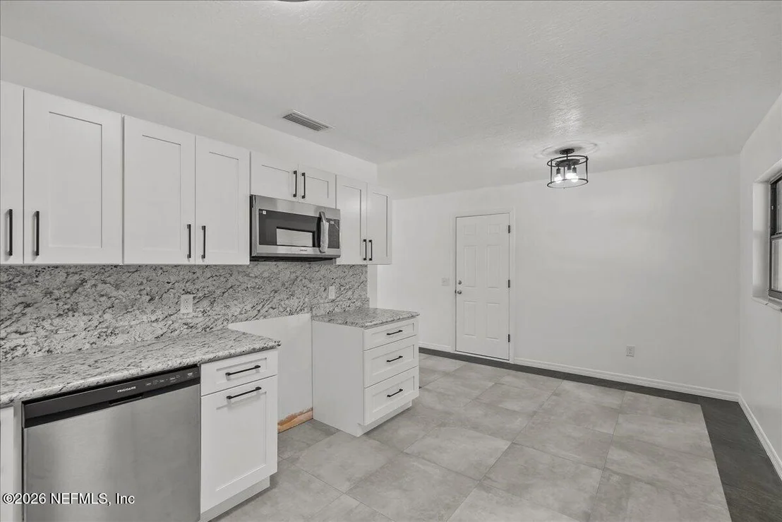 Photo of 109 IVEY Road