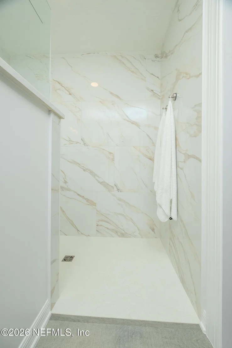 Photo of 405 FIFTH Street