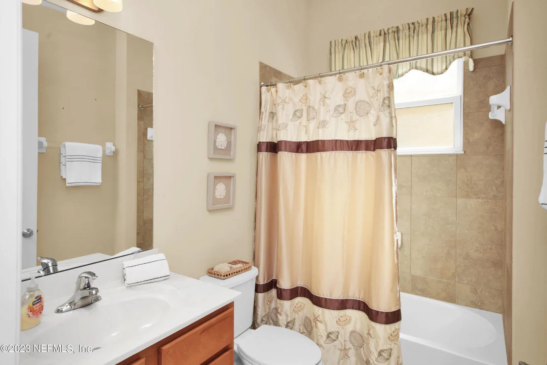 Photo of 1632 SUGAR LOAF Lane