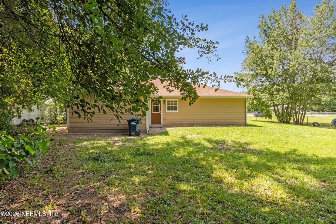 Photo of 423 SOUTH Boulevard
