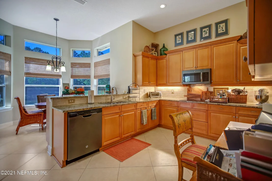 Photo of 1021 INVERNESS Drive