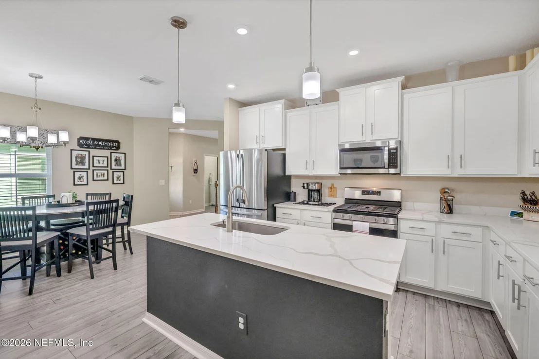 Photo of 82 TREE FROG Way