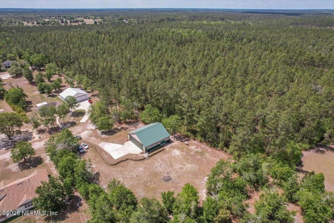 Photo of 11111 APACHE Lane