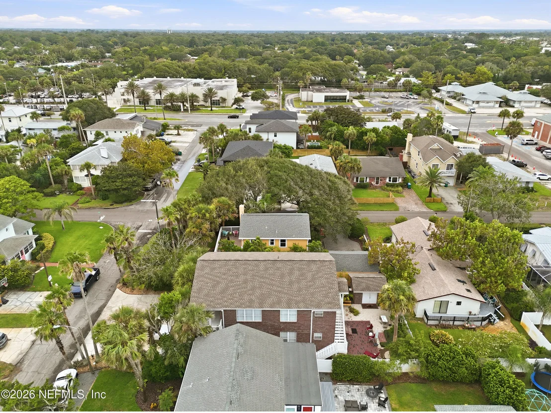 Photo of 525 2ND Street