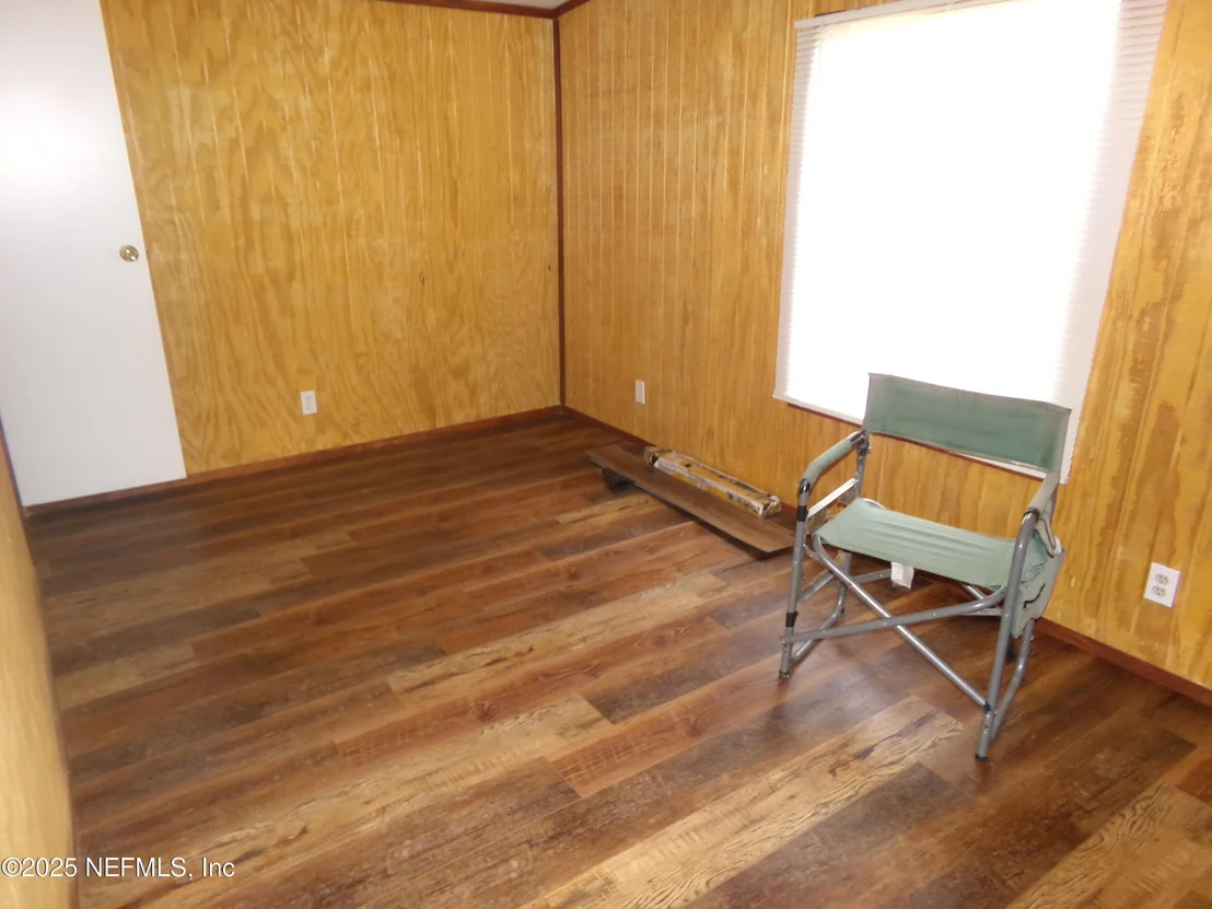 Photo of 231 6TH Way