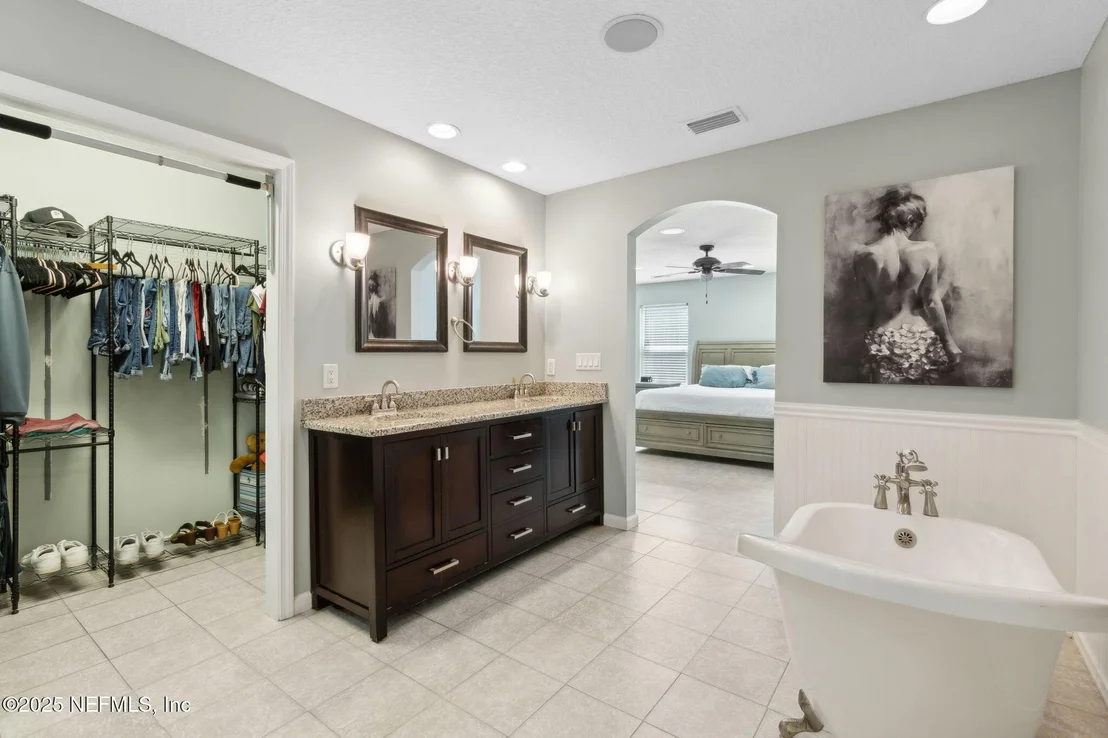 Photo of 11624 CHAPPARELL Road