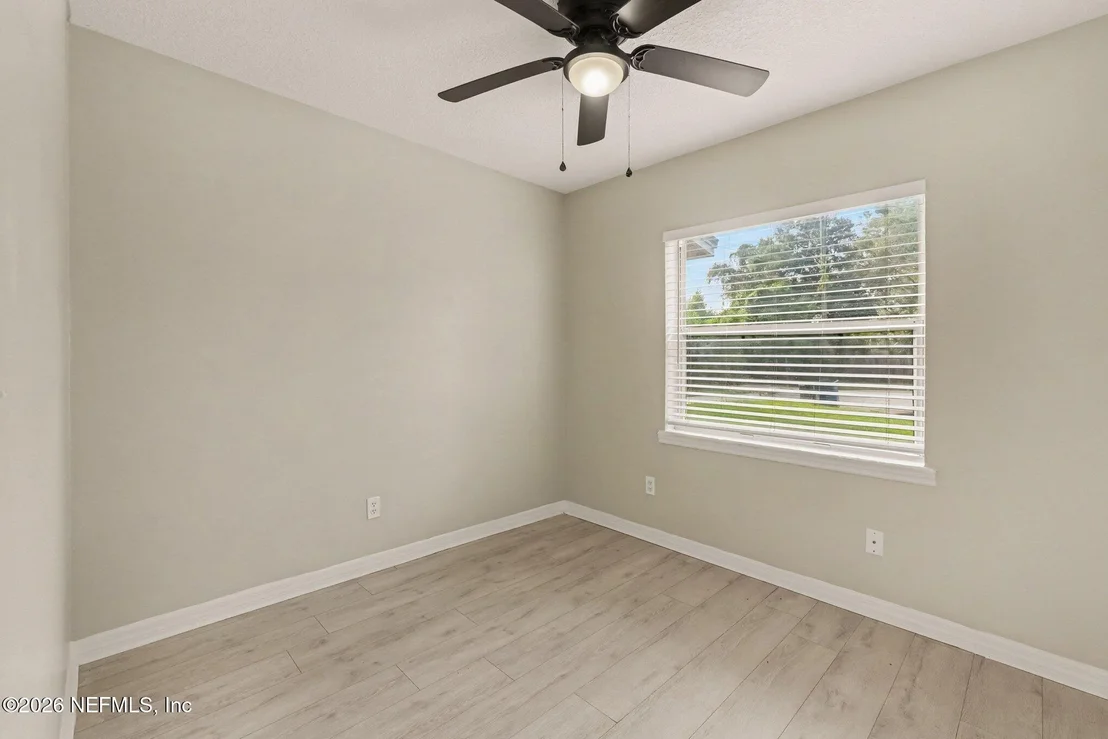 Photo of 6423 SHETLAND Road