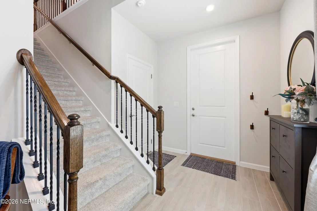 Photo of 253 TOWER Court