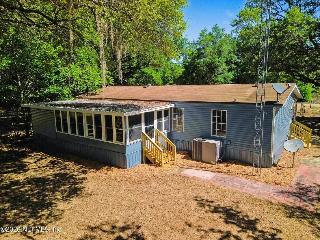 Photo of 145 DAWSON Drive