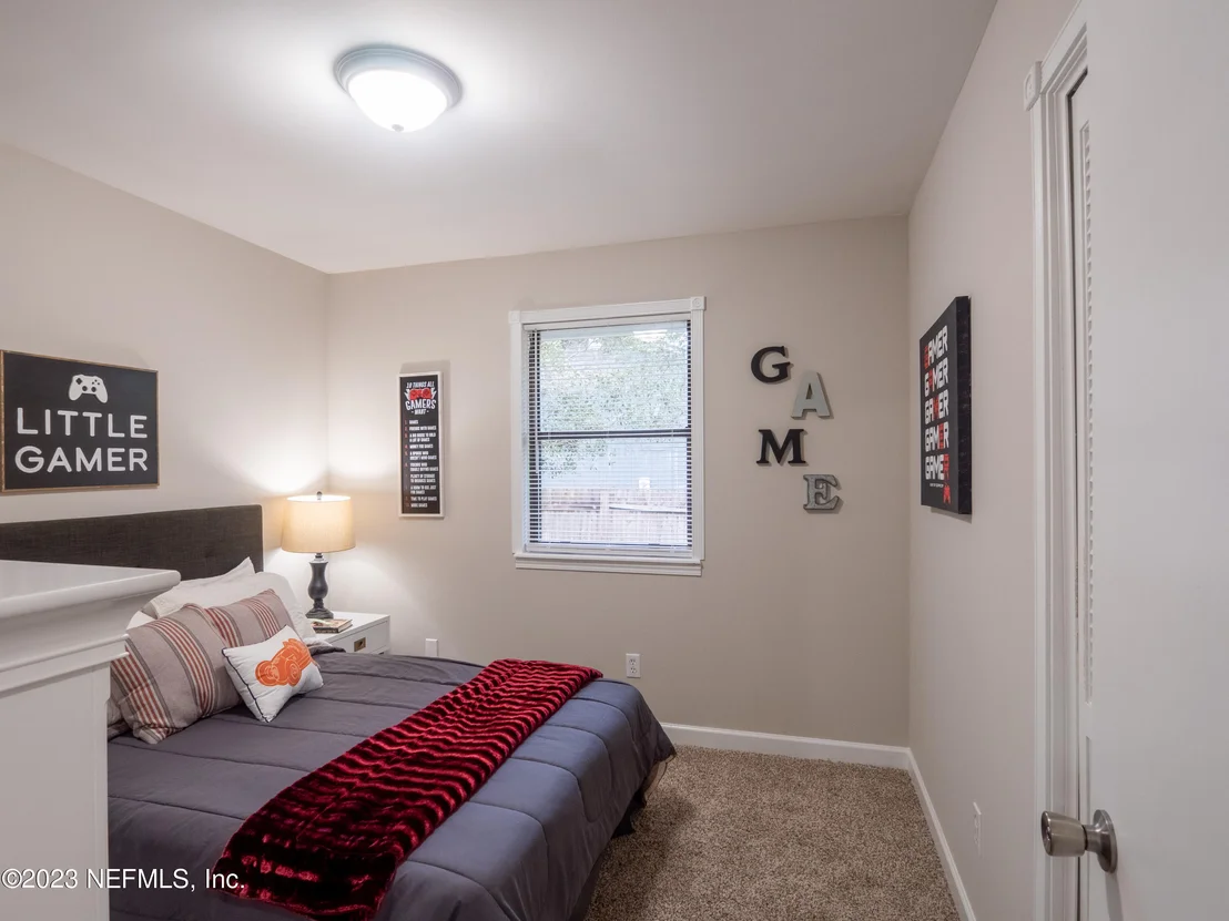 Photo of 2327 STONEBRIDGE Drive