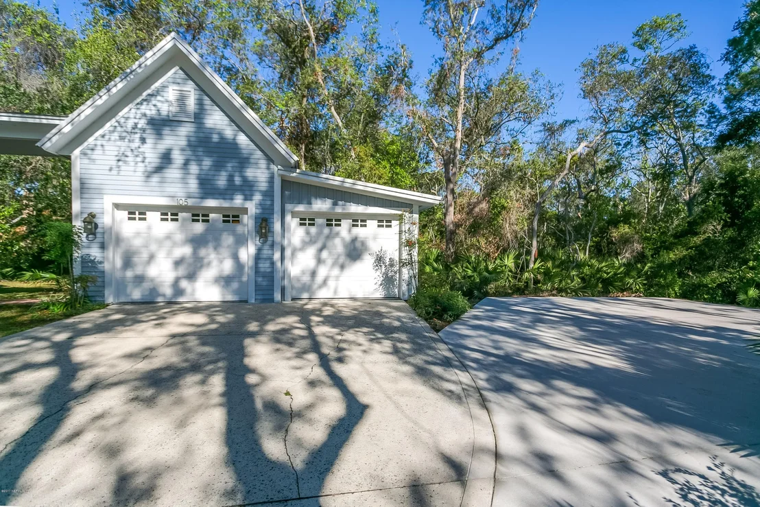 Photo of 105 ISTORIA Drive