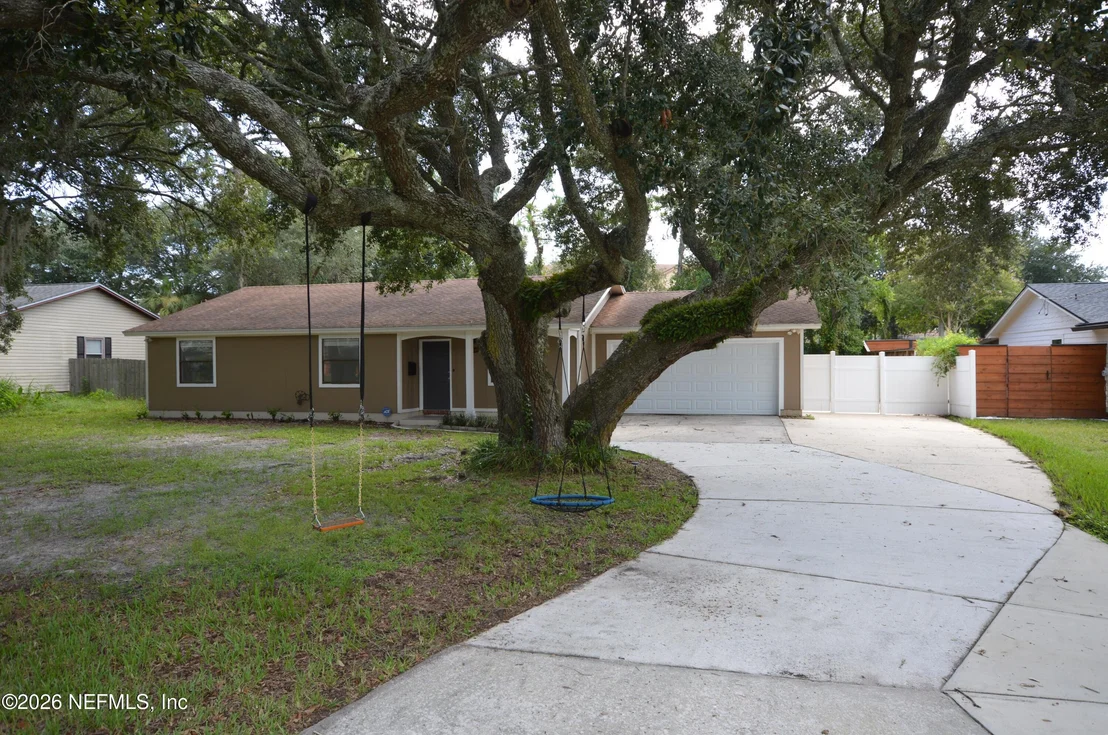 Photo of 2045 DERRINGER Road
