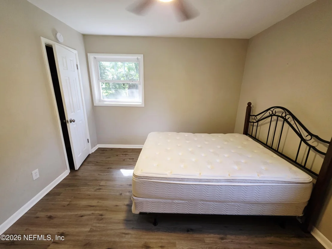 Photo of 10625 DODD Road