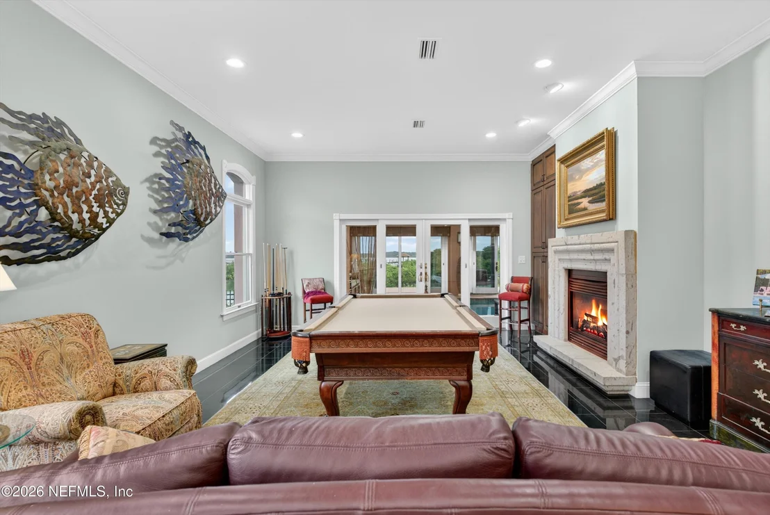 Photo of 6357 PUTNAM Street