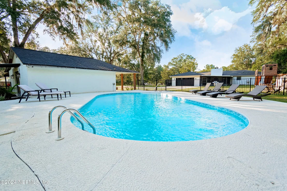 Photo of 6174 GEORGE HODGES Road