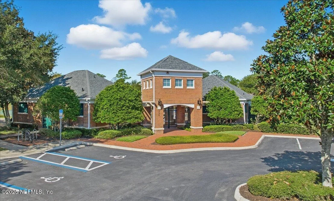 Photo of 636 BATTERSEA Drive