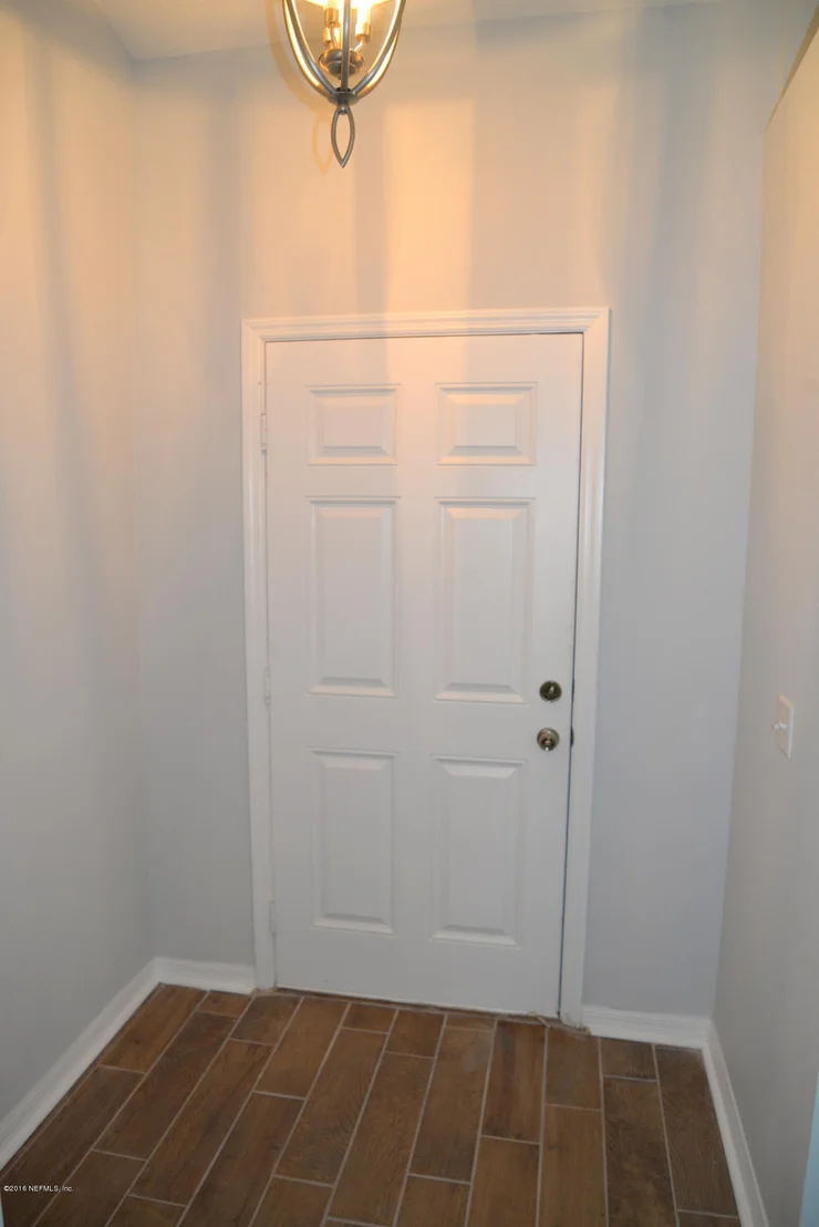 Photo of 141 KING ARTHUR Court
